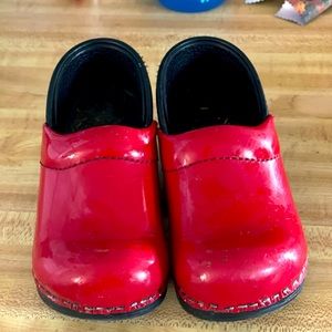 Toddler Danskos